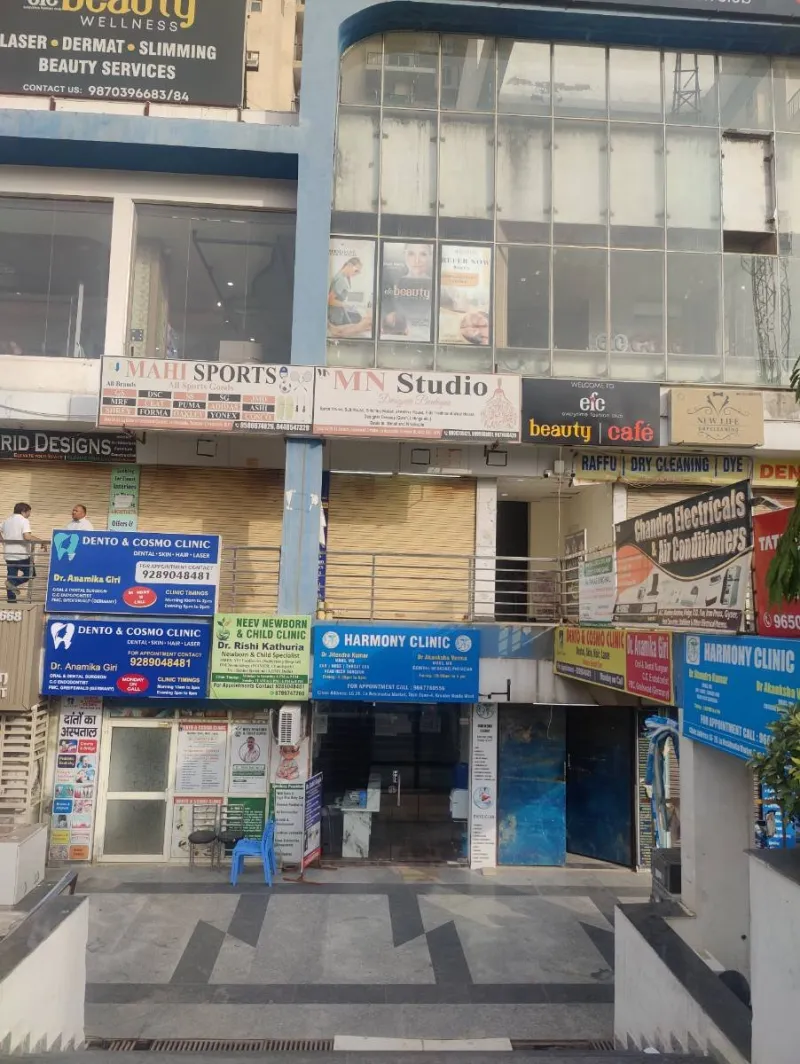 Shop in Noida Extention