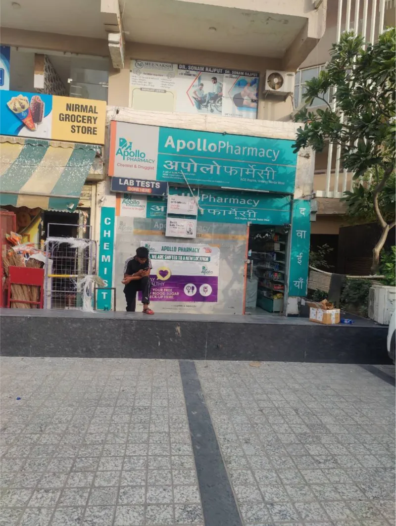 Shop in Noida Extention